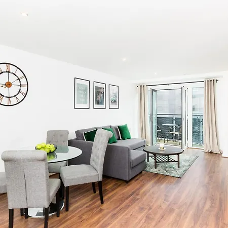 Massplaza 2 Bedroom With Balcony - Hi Floor Birmingham