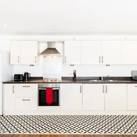 Apartment Massplaza 2 Bedroom With Balcony - Hi Floor