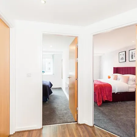 Massplaza 2 Bedroom With Balcony - Hi Floor Apartment